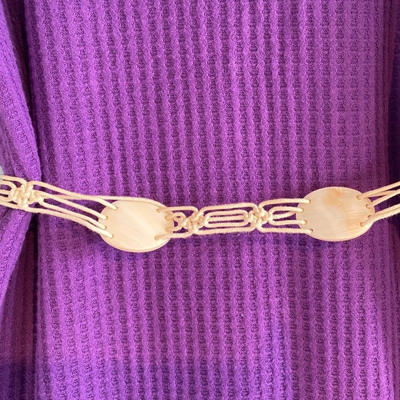 💲Free with bundle Tie belt with pearl shells - Picture 5 of 9